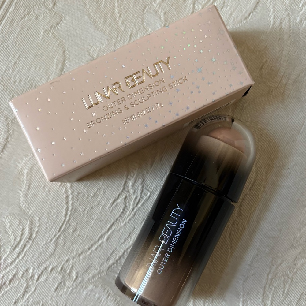 Lunar Beauty Outer Dimension Cream Bronzer Contour Stick in Light Sky BNIB